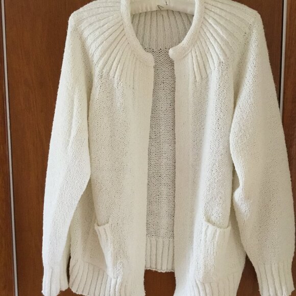 Sweater - Picture 2 of 3